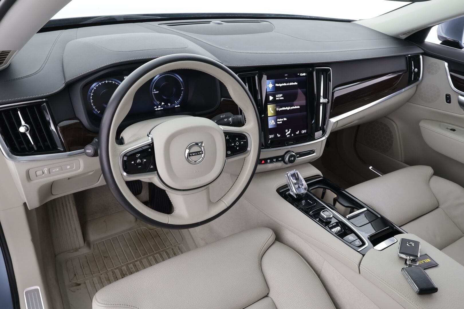 Volvo S90 2020 T8 TwE AWD Inscription aut - Webasto | Vetokoukku | Adapt.Vakkari | Kattoluukku | Muistipenkki | Keyless | High Perf Audio  / Apple&Android