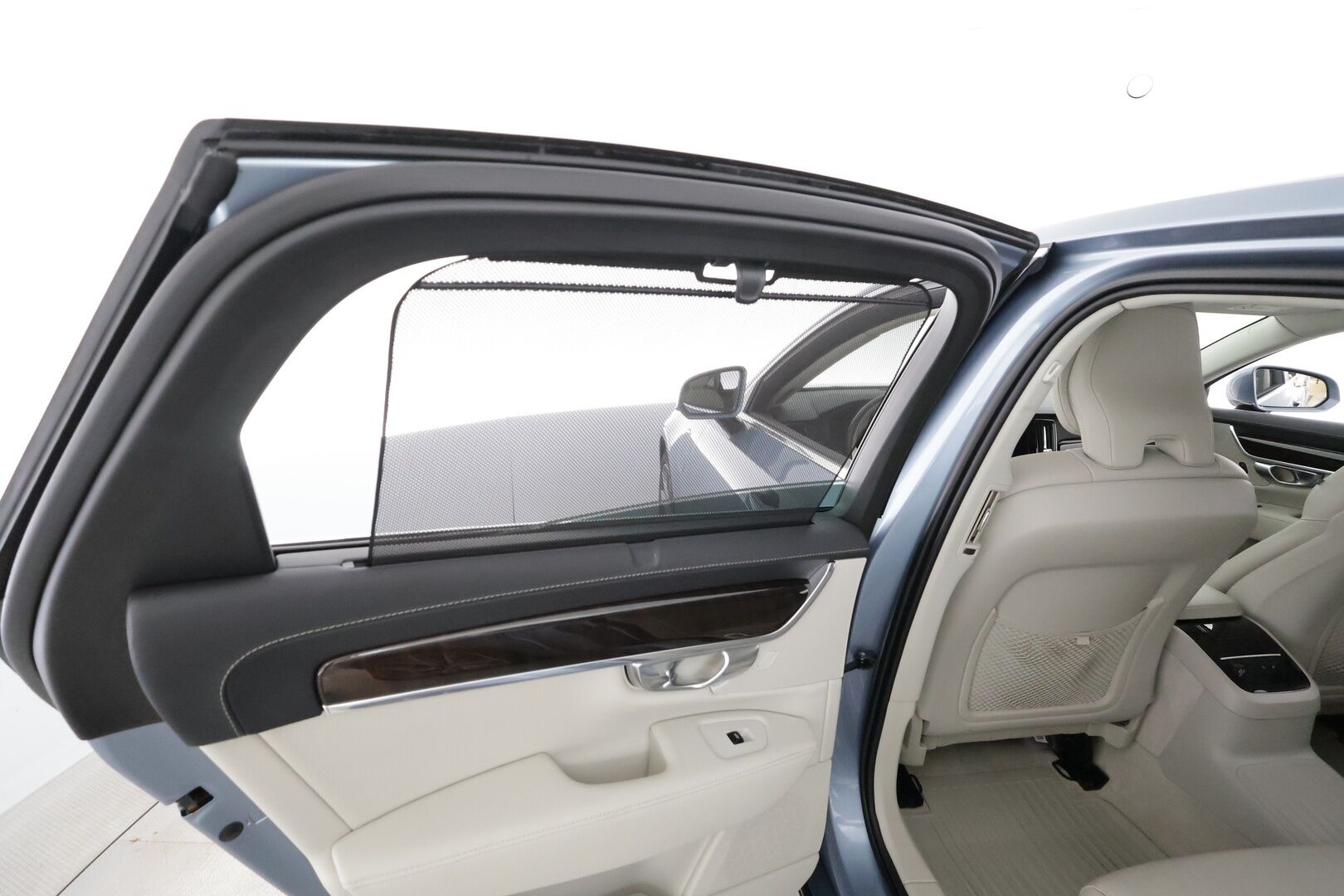 Volvo S90 2020 T8 TwE AWD Inscription aut - Webasto | Vetokoukku | Adapt.Vakkari | Kattoluukku | Muistipenkki | Keyless | High Perf Audio  / Apple&Android