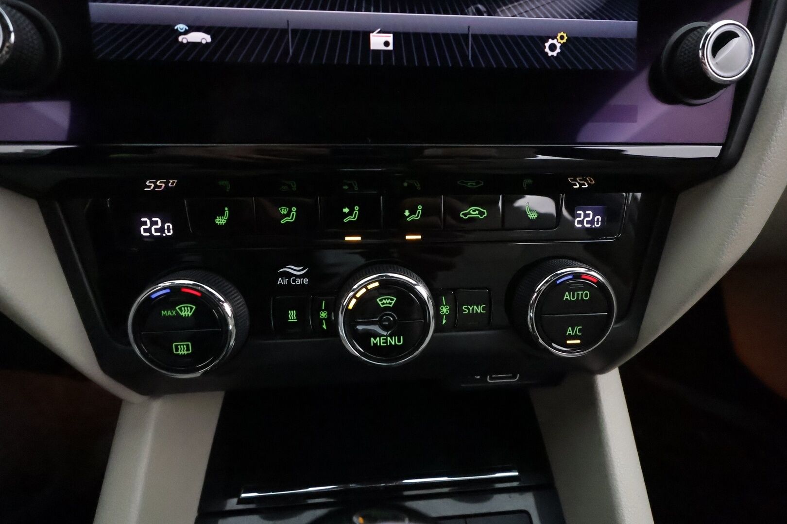 Skoda Octavia 2020 Combi 2,0 TDI 150 Style BusinessLine DSG Autom. **Webasto / Koukku / Adapt.Vakkari / P. Kamera / LED-valot / Canton** - Navi / Kaistavahti  / Digimittaristo / Apple&Android / KeylessGO / 2x Renkaat