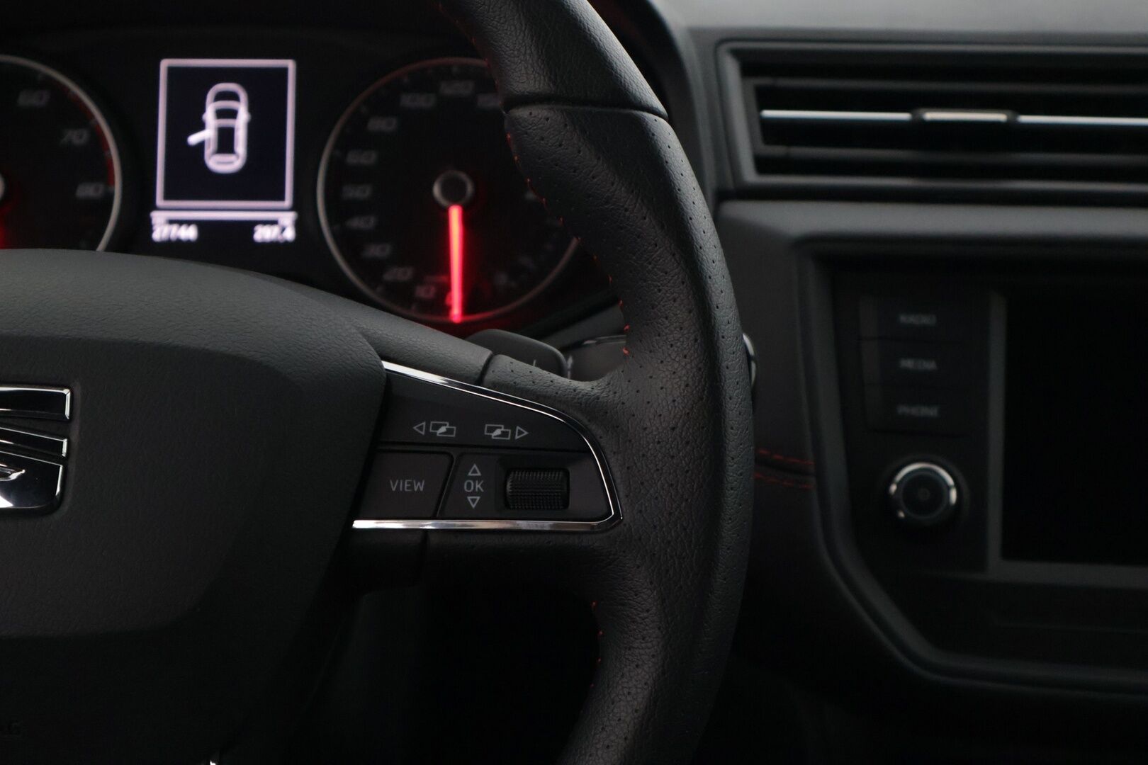 Seat Ibiza 2020 1,0 EcoTSI 115 FR DSG * KeyLessGo / Adapt. Vakkari / Lohkolämmitin * - * Vähän ajettu suomiauto *