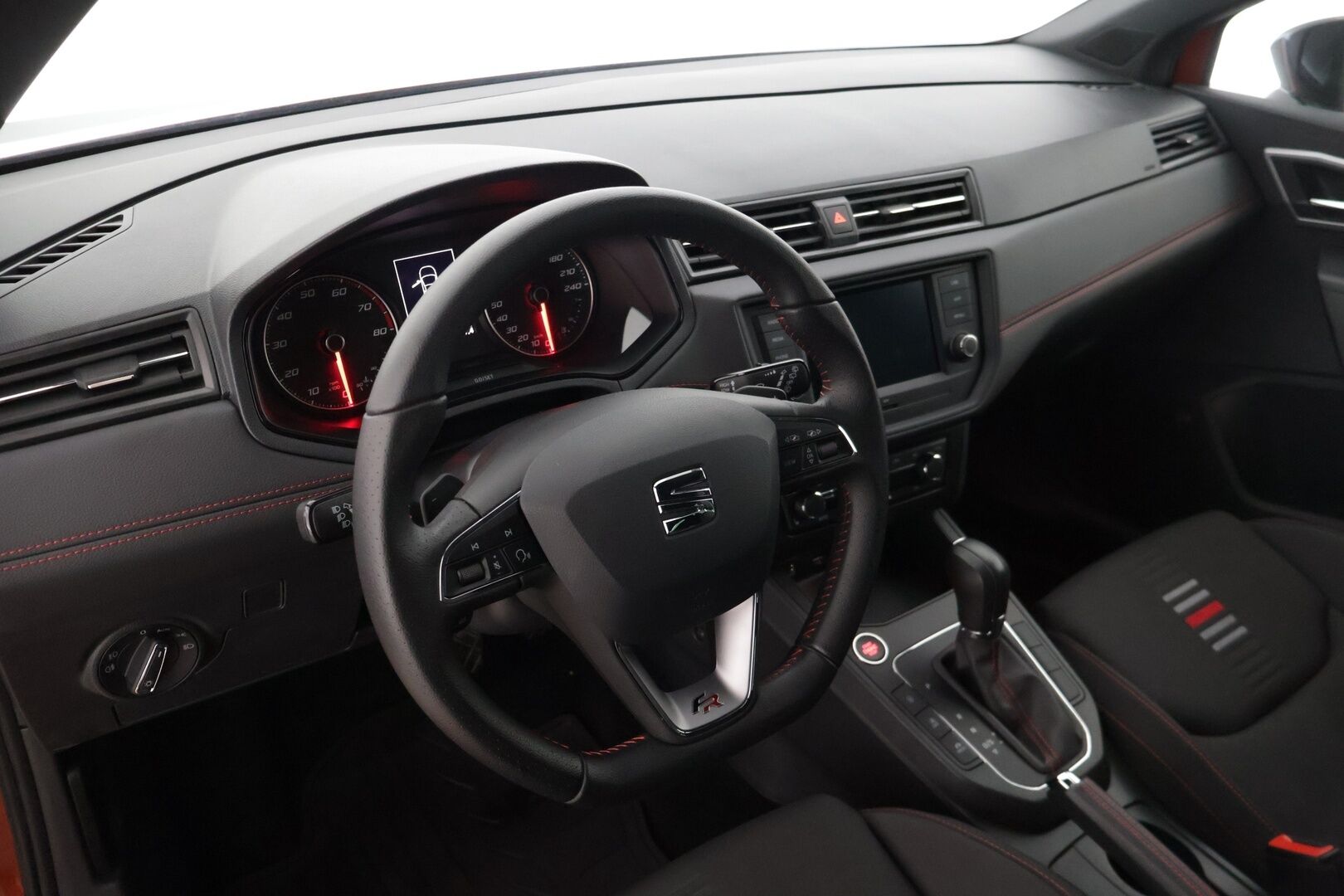 Seat Ibiza 2020 1,0 EcoTSI 115 FR DSG * KeyLessGo / Adapt. Vakkari / Lohkolämmitin * - * Vähän ajettu suomiauto *