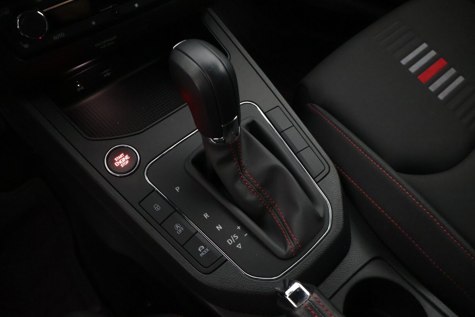 Seat Ibiza 2020 1,0 EcoTSI 115 FR DSG * KeyLessGo / Adapt. Vakkari / Lohkolämmitin * - * Vähän ajettu suomiauto *
