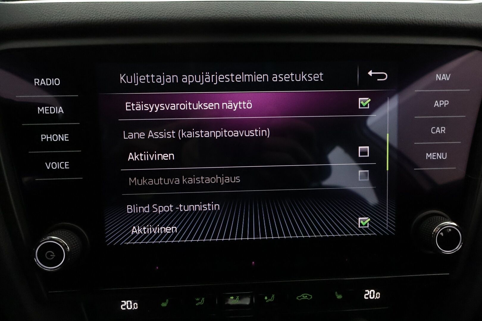 Skoda Octavia 2020 Combi 1,5 TSI Style BusinessLine DSG Aut. **1.Om suomi-auto / Webasto / Koukku / Adapt.Vakkari / P.Kamera / LED-valot** - Navi / Kaistavahti / Katveavustin / KeylessGO 