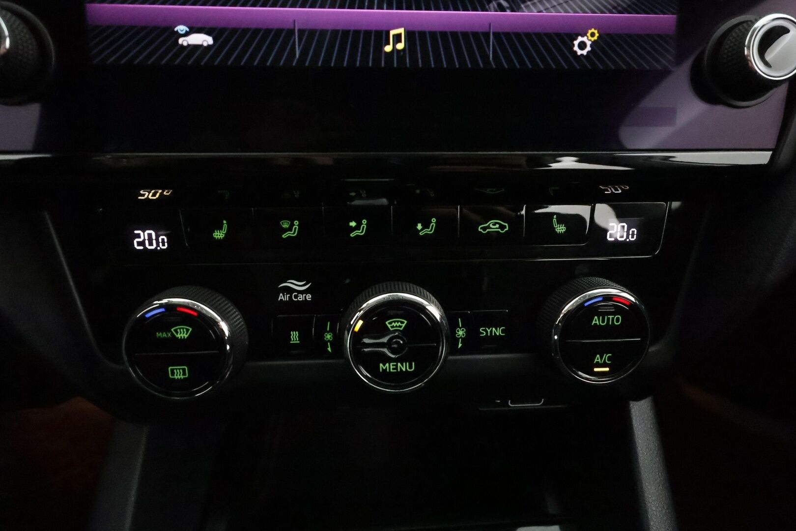 Skoda Octavia 2020 Combi 1,5 TSI Style BusinessLine DSG Aut. **1.Om suomi-auto / Webasto / Koukku / Adapt.Vakkari / P.Kamera / LED-valot** - Navi / Kaistavahti / Katveavustin / KeylessGO 