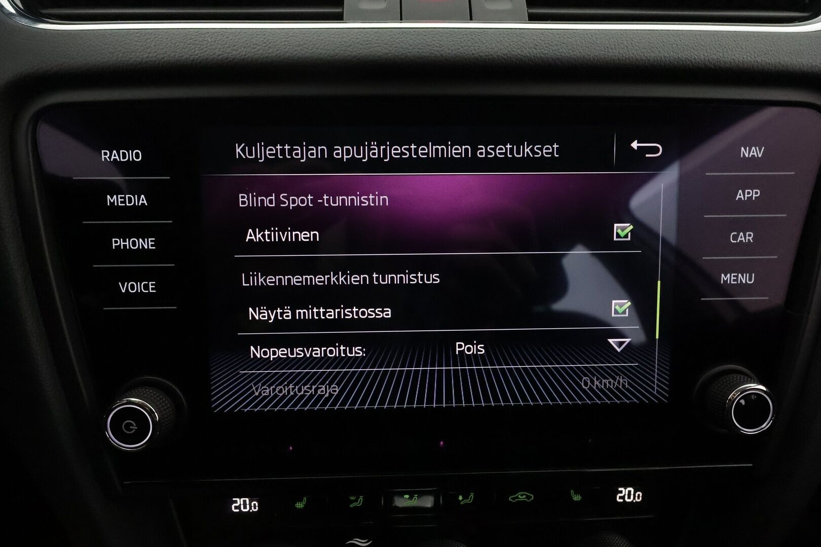Skoda Octavia 2020 Combi 1,5 TSI Style BusinessLine DSG Aut. **1.Om suomi-auto / Webasto / Koukku / Adapt.Vakkari / P.Kamera / LED-valot** - Navi / Kaistavahti / Katveavustin / KeylessGO 