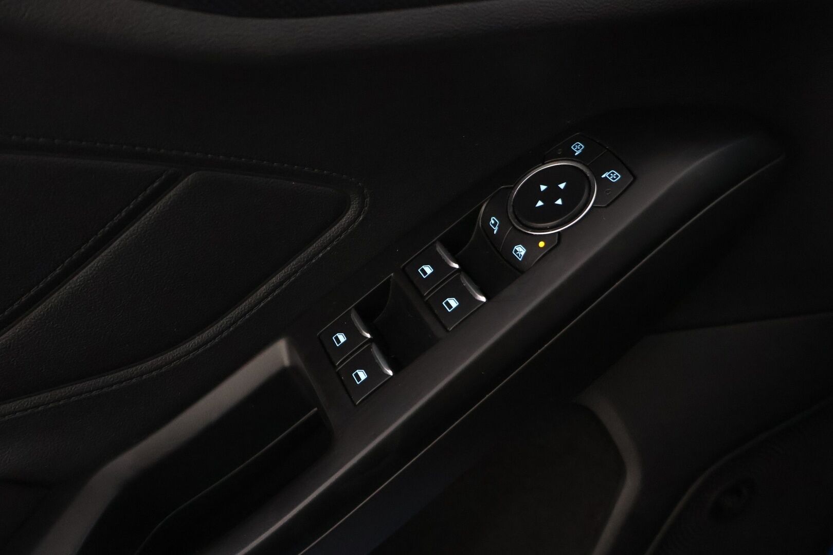 Ford Focus 2019 1,5 EcoBoost 182hv M6 ST-Line Wagon - ACC | Bang&Olufsen | LED | Keyless | Lohko+sisälämmitin | Tehokkaampi 182hv malli
