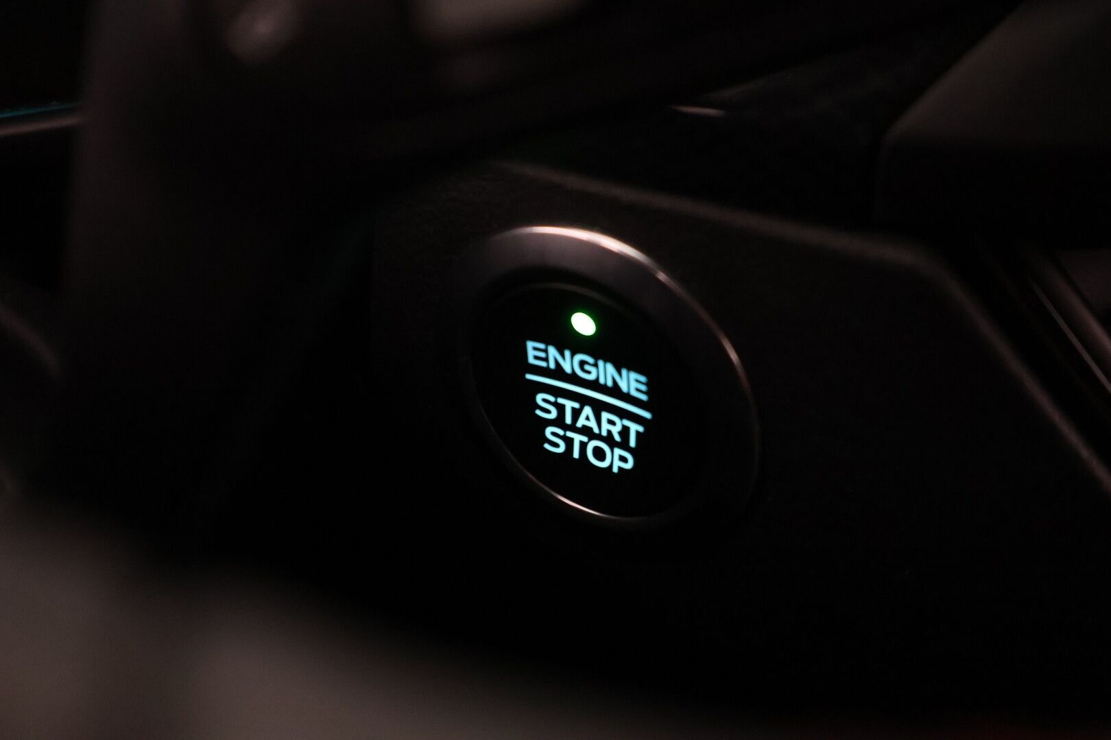 Ford Focus 2020 1,5 EcoBoost 182hv M6 ST-Line Wagon - ACC | Bang&Olufsen | LED | Keyless | Lohko+sisälämmitin | Tehokkaampi 182hv malli