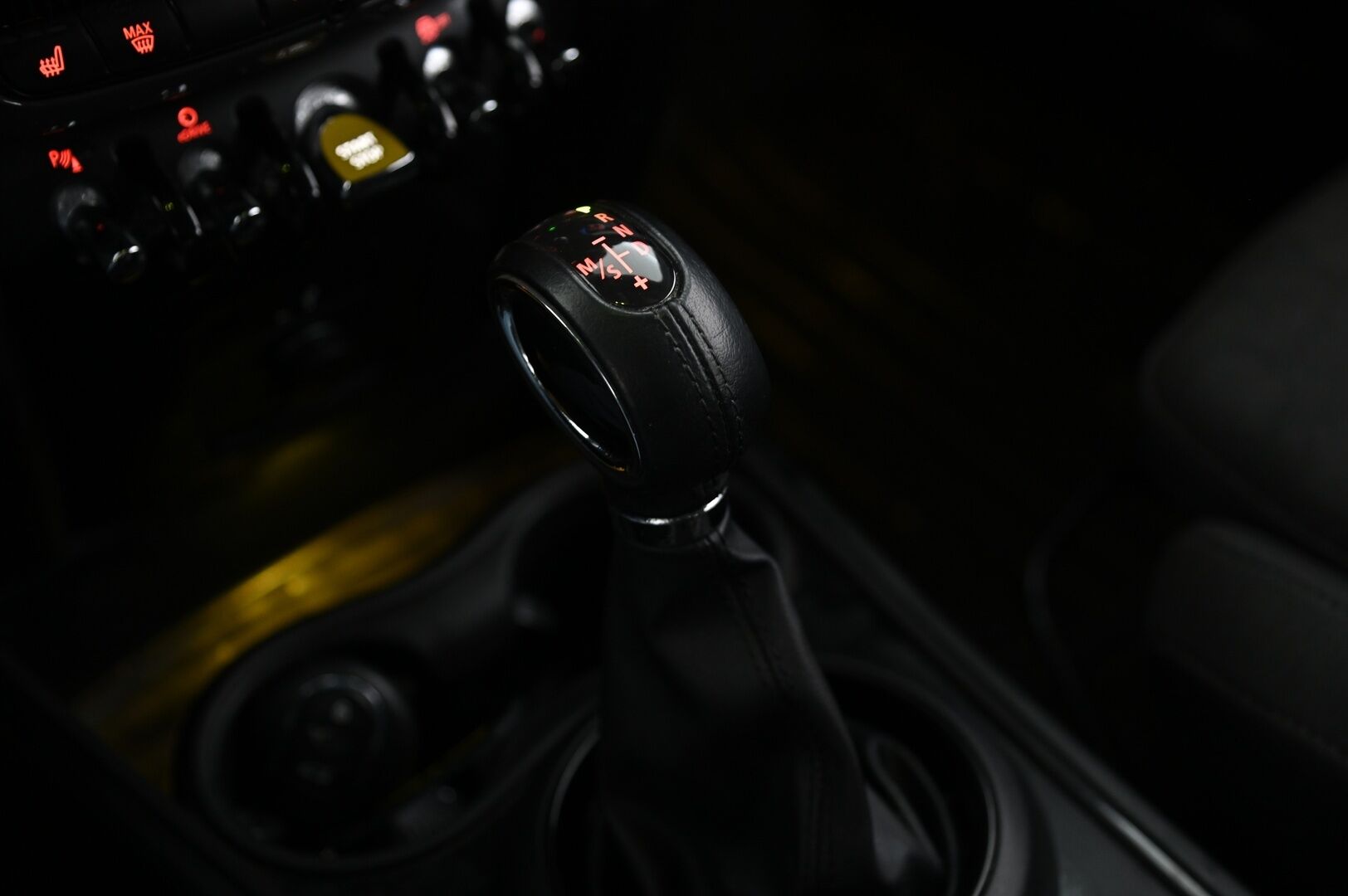 MINI COUNTRYMAN 2018 SE ALL4 *Myydään Huutokaupat.com*