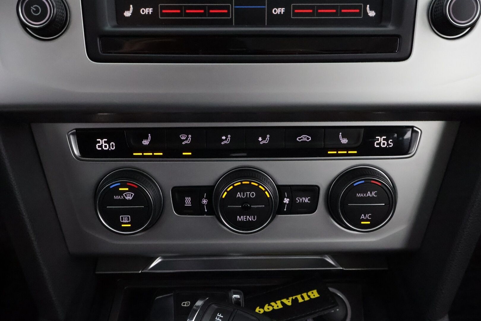 Volkswagen Passat 2017 Variant Highline 2,0 TDI 110 kW (150 hv) DSG-aut * Webasto / Adapt.vakkari / Panoraama / Nahkasisusta / Vetokoukku / Peruutuskamera - LED / Sähköluukku / Ei adblue järjestelmää / Jakopää tehty!