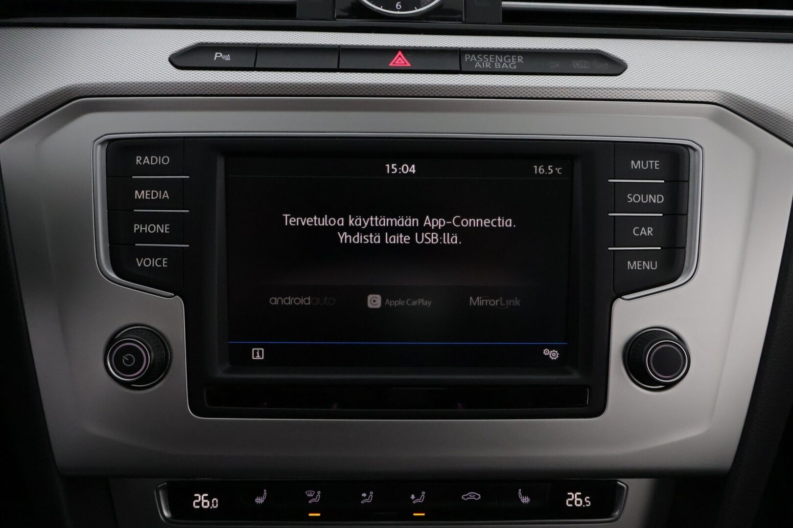 Volkswagen Passat 2017 Variant Highline 2,0 TDI 110 kW (150 hv) DSG-aut * Webasto / Adapt.vakkari / Panoraama / Nahkasisusta / Vetokoukku / Peruutuskamera - LED / Sähköluukku / Ei adblue järjestelmää / Jakopää tehty!