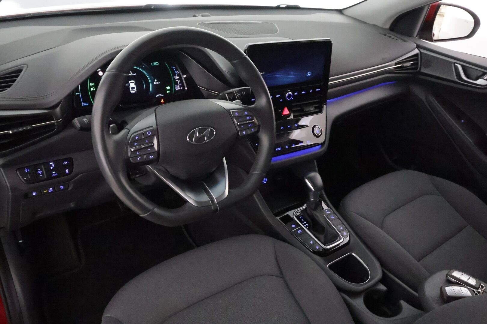 Hyundai IONIQ plug-in 2020 1,6 plug-in 141 hv 6-DCT Style MY20 **Adapt.vakkari / P.kamera / Muistipenkki / LED / Navi / KeylessGo** - 1.Om Suomi-auto / Kahdet renkaat aluvanteilla / Digimittaristo / Apple&Android / Infinity Audio / Lohkolämmitin