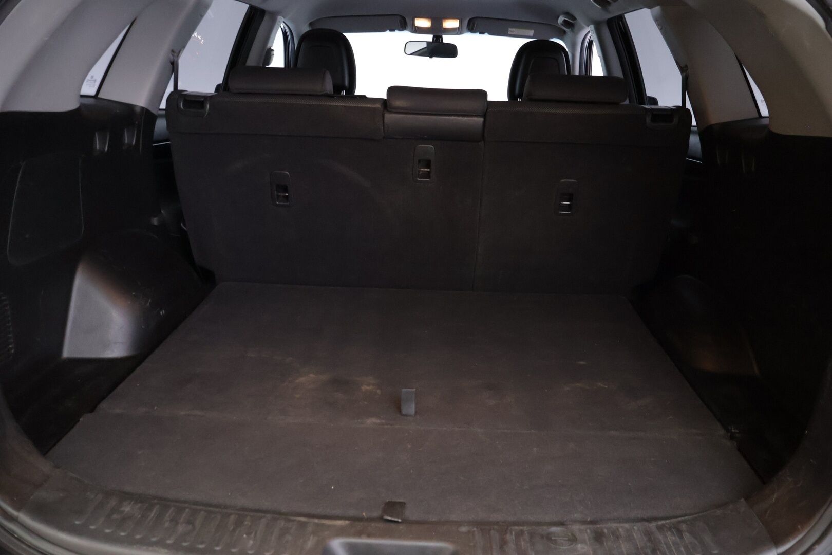 Kia Sorento 2011 2,2 CRDi AWD EX 5P *Koukku / Vakkari / Lohkolämmitin / Huoltokirja* - Uudenkarheat nastarenkaat talveksi! / Loistava maasturi metsäteille!