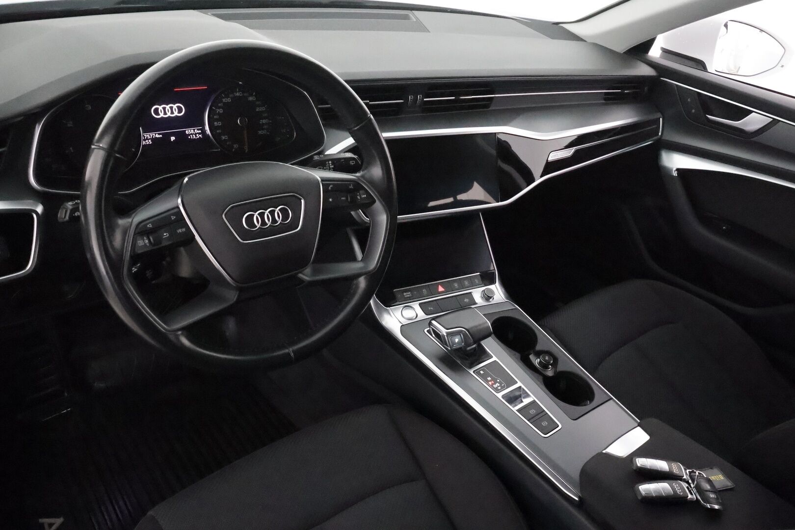 Audi A6 2020 Avant Business 35 TDI MHEV S tronic **Suomi-auto / Webasto / Koukku / LED-valot / P.Tutkat / Navi - Kahdet Renkaat