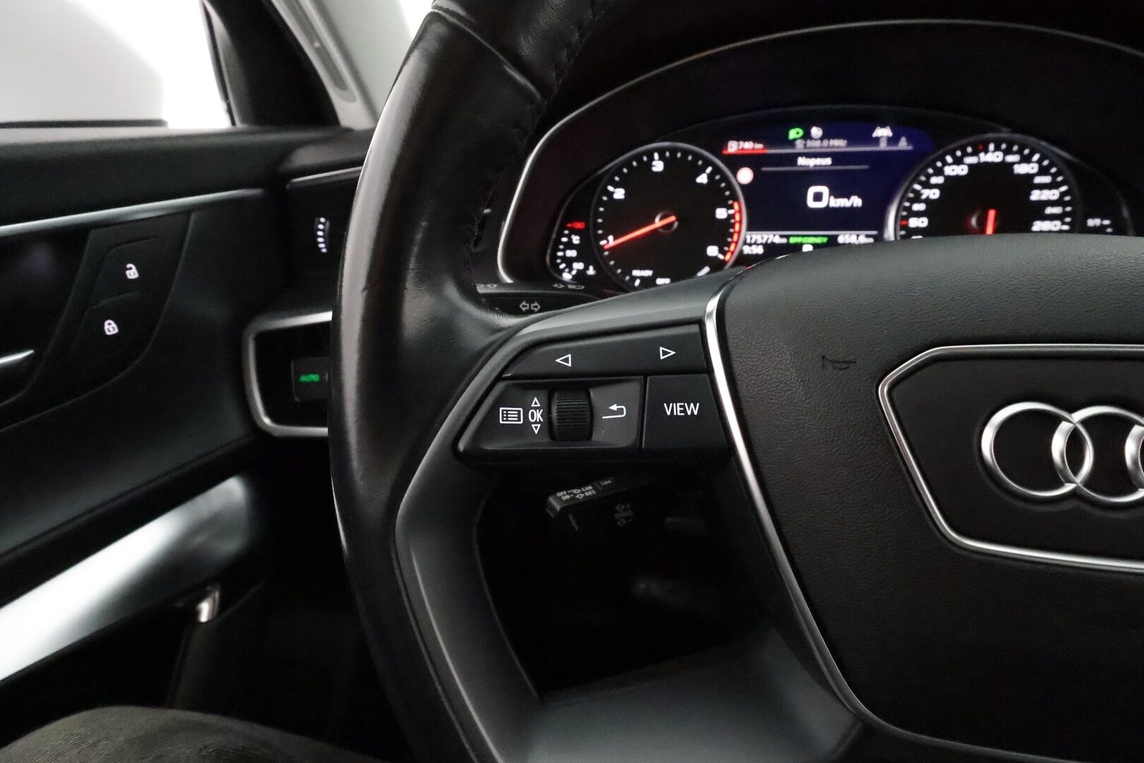 Audi A6 2020 Avant Business 35 TDI MHEV S tronic - Suomiauto / Webasto / Vetokoukku / AppleCarPlay / Adapt.LED / 4-Alue Ilmastointi / 2x Renkaat aluvantein / Juuri huollettu!