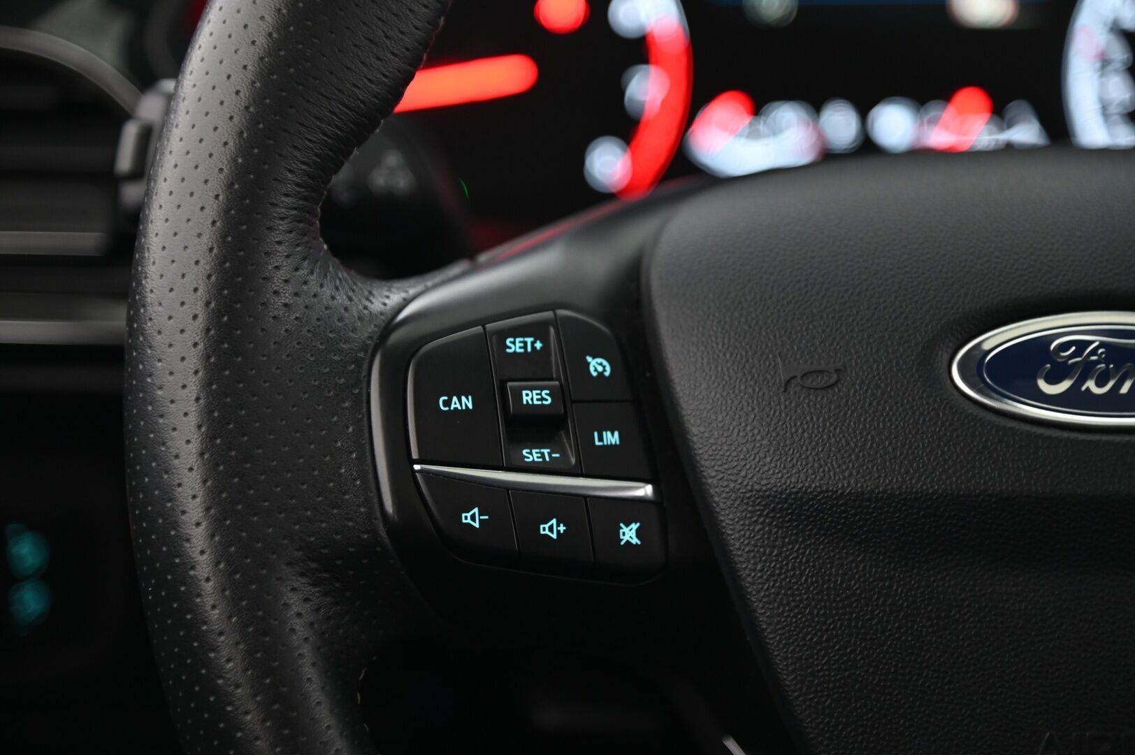 Ford Fiesta 2020 1,5 EcoBoost 200hv M6 ST 5-ovinen *B&O / Winter Package / Performance package / Panorama / Recaro / Appconnect - 2x hyvät merkkirenkaat / Kamera / Juuri huollettu / Huippu herkut