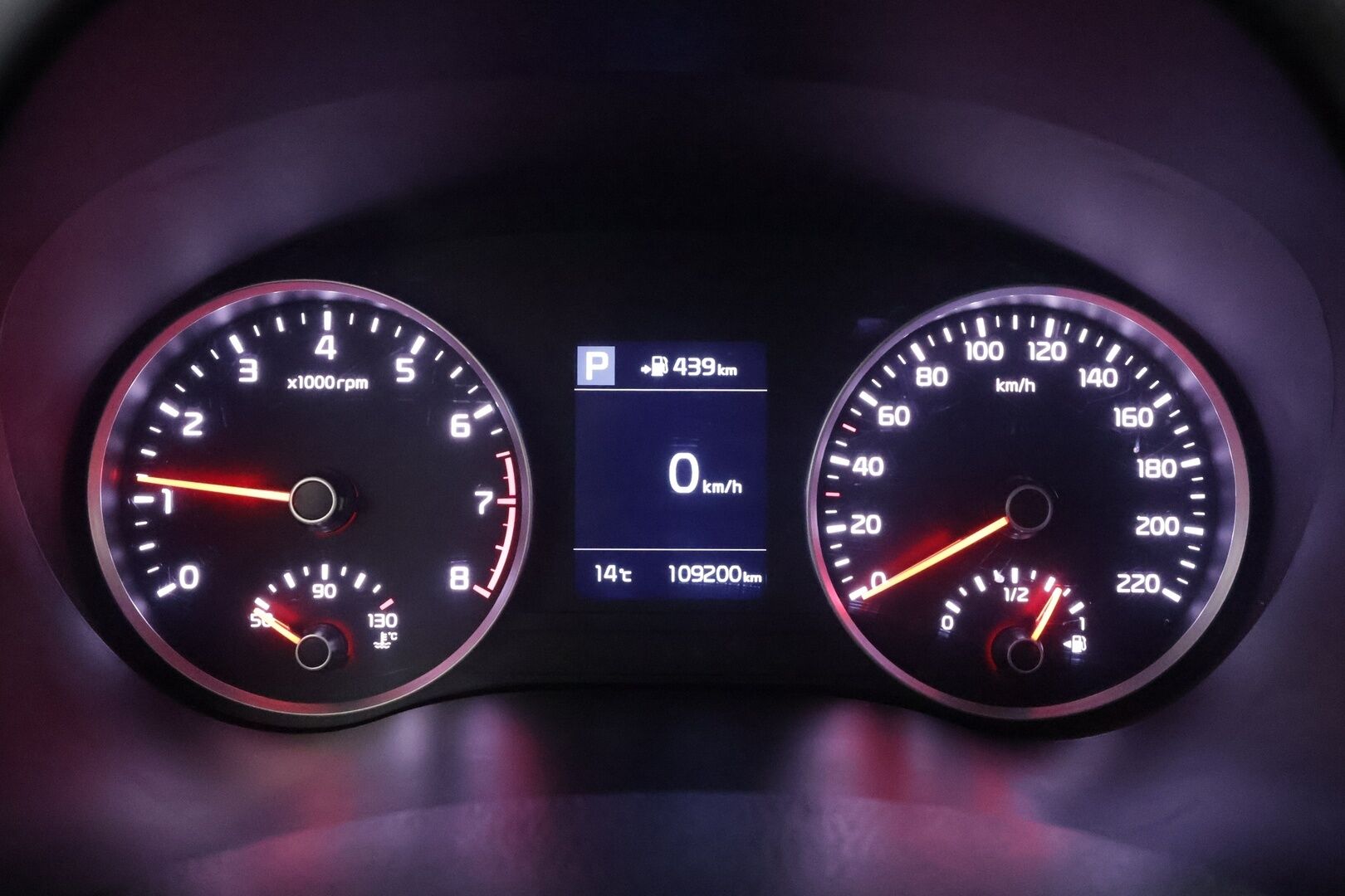 Kia Stonic 2020 1,0 T-GDI ISG 120hv EX Design DCT EcoDynamics * Vakkari / P.kamera / Lohko+SIsä / Koukku * - 1.Om Suomi-auto / Kahdet renkaat aluvanteilla / Merkkihuollettu