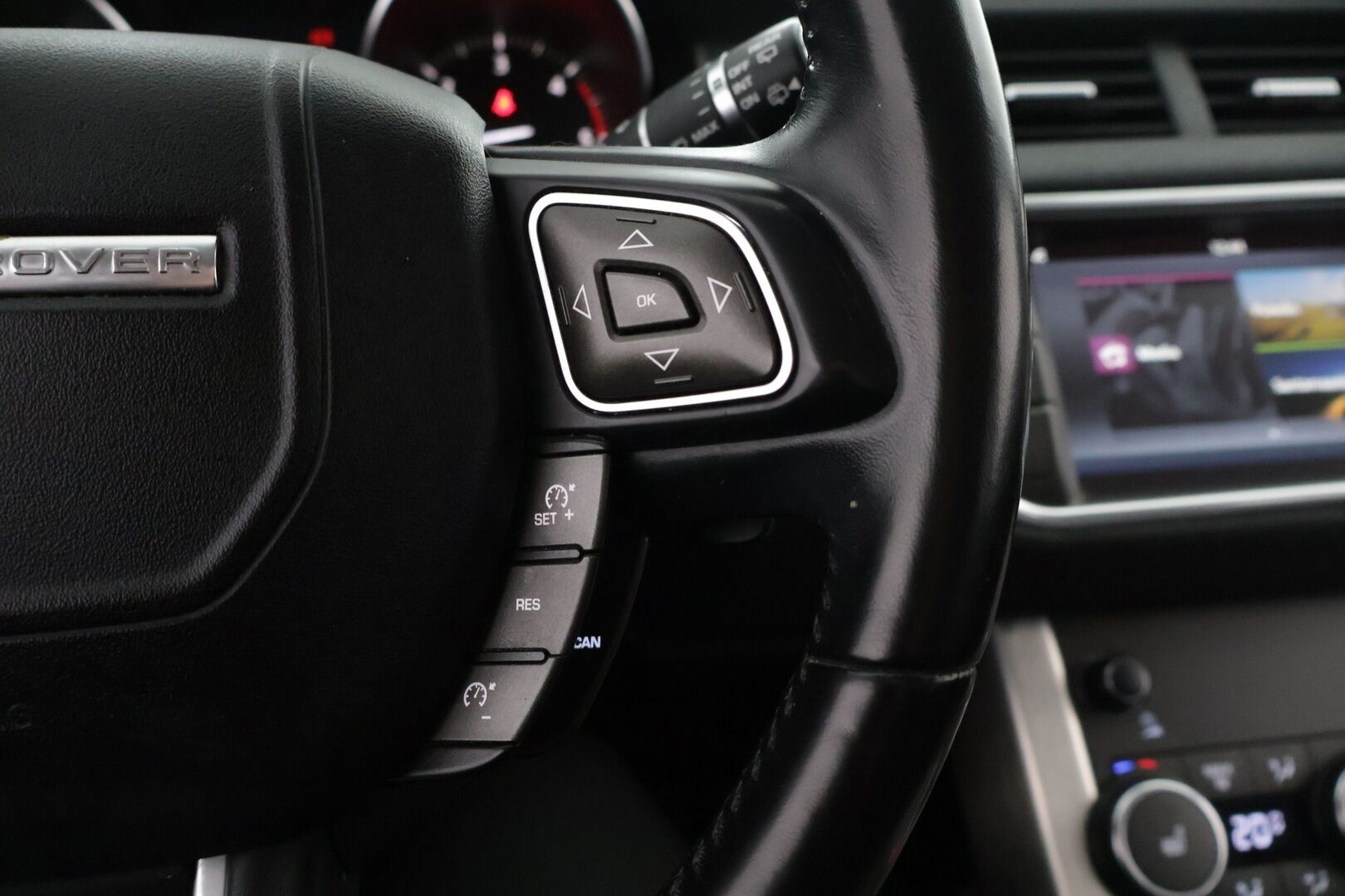 Land Rover Range Rover Evoque 2019 2,0 TD4 150 Aut SE Dynamic Limited - Keyless | Lohko | Sähkökontti | Vakkari | Navi