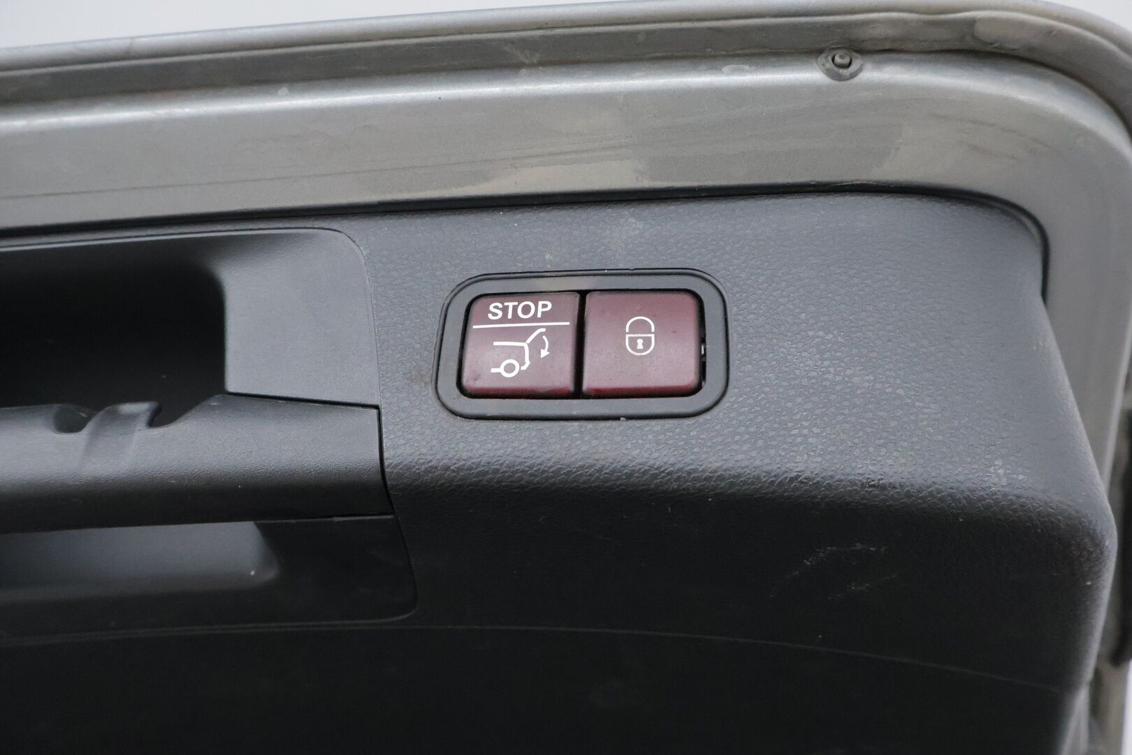 Mercedes-Benz C 2016 220 d 4Matic T A Premium Business AMG * Koukku / Burmester / Panoraama / 360-Kamera / Sporttinahat / Lohkolämmitin / - Supervarusteet / Vakkari / ILS LED / Juuri tullut Tampereelle! - HULLUT AVAJAISHULINAT KORKOTARJOUS 3,29 %