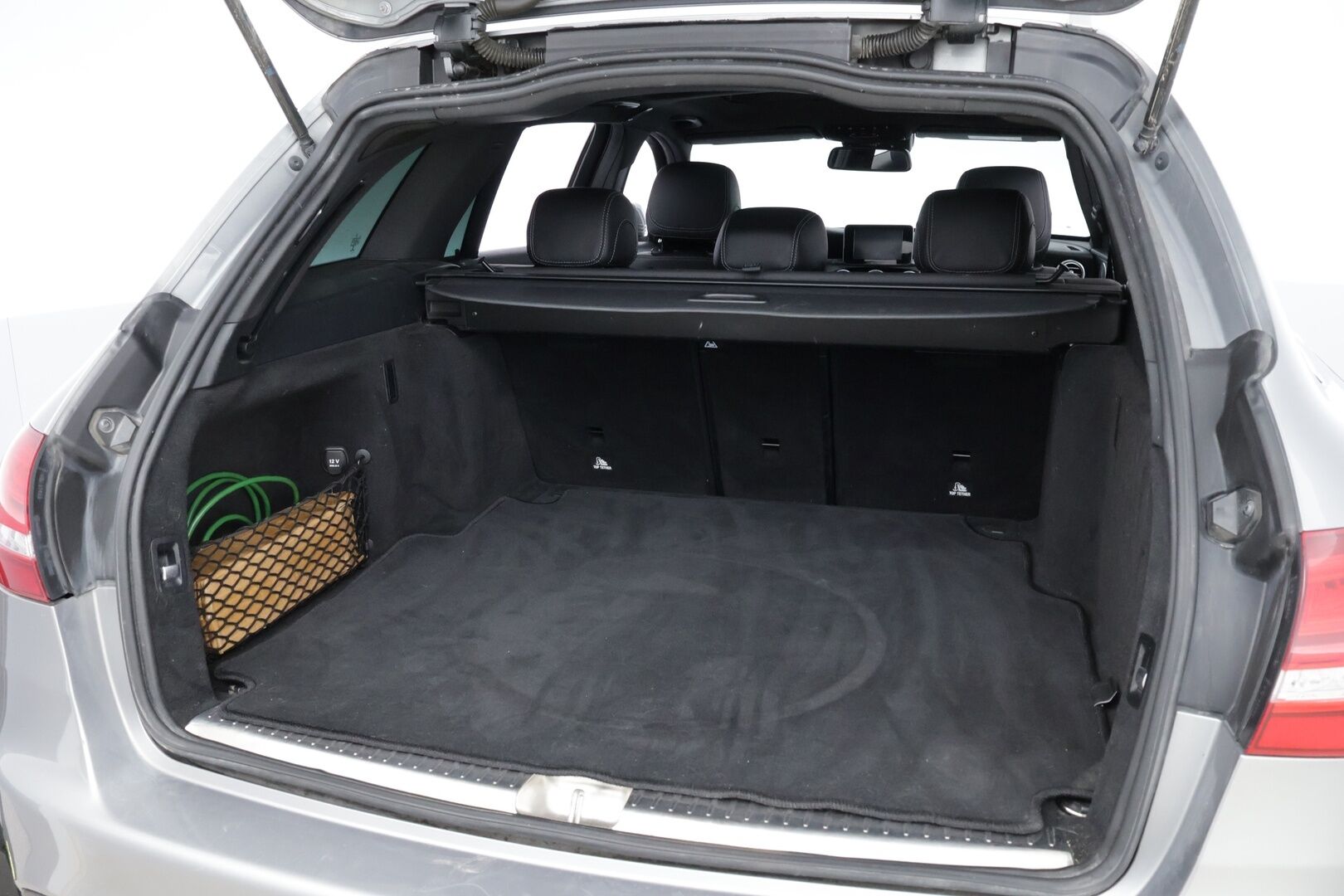 Mercedes-Benz C 2016 220 d 4Matic T A Premium Business AMG * Koukku / Burmester / Panoraama / 360-Kamera / Sporttinahat / Lohkolämmitin / - Supervarusteet / Vakkari / ILS LED / Juuri tullut Tampereelle! - HULLUT AVAJAISHULINAT KORKOTARJOUS 3,29 %