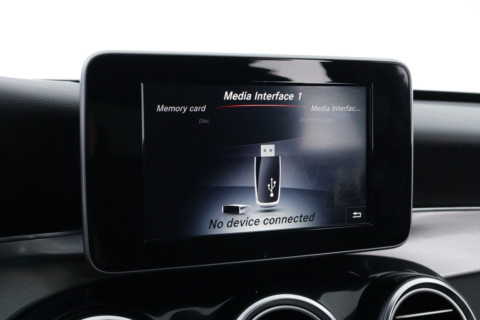 Mercedes-Benz C 2016 220 d 4Matic T A Premium Business AMG * Koukku / Burmester / Panoraama / 360-Kamera / Sporttinahat / Lohkolämmitin / - Supervarusteet / Vakkari / ILS LED / Juuri tullut Tampereelle! - HULLUT AVAJAISHULINAT KORKOTARJOUS 3,29 %