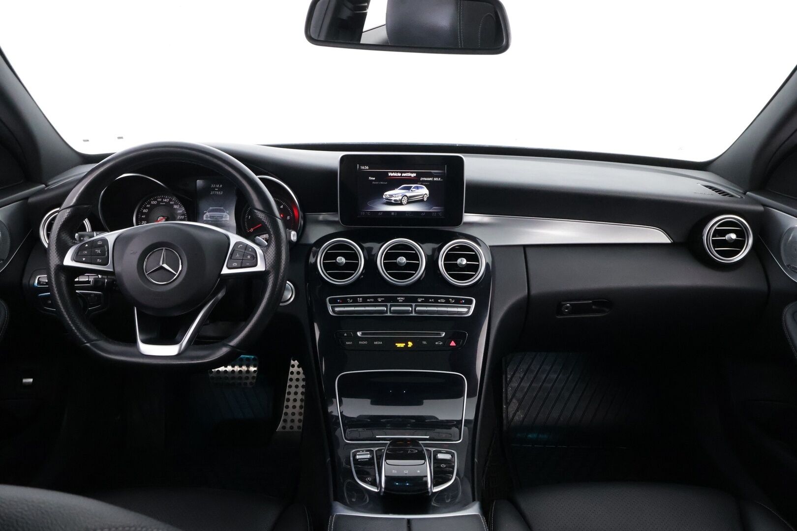 Mercedes-Benz C 2016 220 d 4Matic T A Premium Business AMG * Koukku / Burmester / Panoraama / 360-Kamera / Sporttinahat / Lohkolämmitin / - Supervarusteet / Vakkari / ILS LED / Juuri tullut Tampereelle! - HULLUT AVAJAISHULINAT KORKOTARJOUS 3,29 %