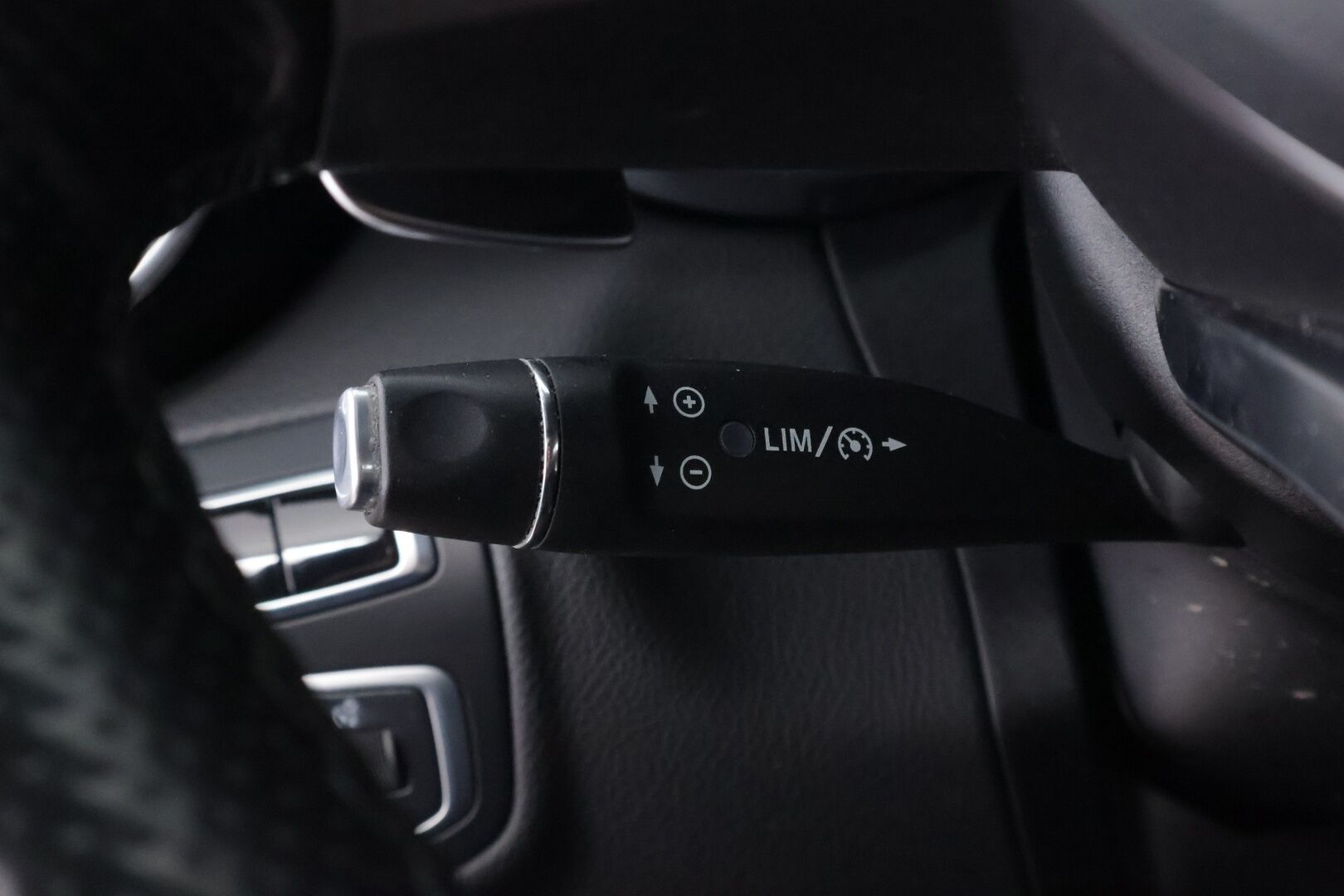 Mercedes-Benz C 2016 220 d 4Matic T A Premium Business AMG * Koukku / Burmester / Panoraama / 360-Kamera / Sporttinahat / Lohkolämmitin / - Supervarusteet / Vakkari / ILS LED / Juuri tullut Tampereelle! - HULLUT AVAJAISHULINAT KORKOTARJOUS 3,29 %