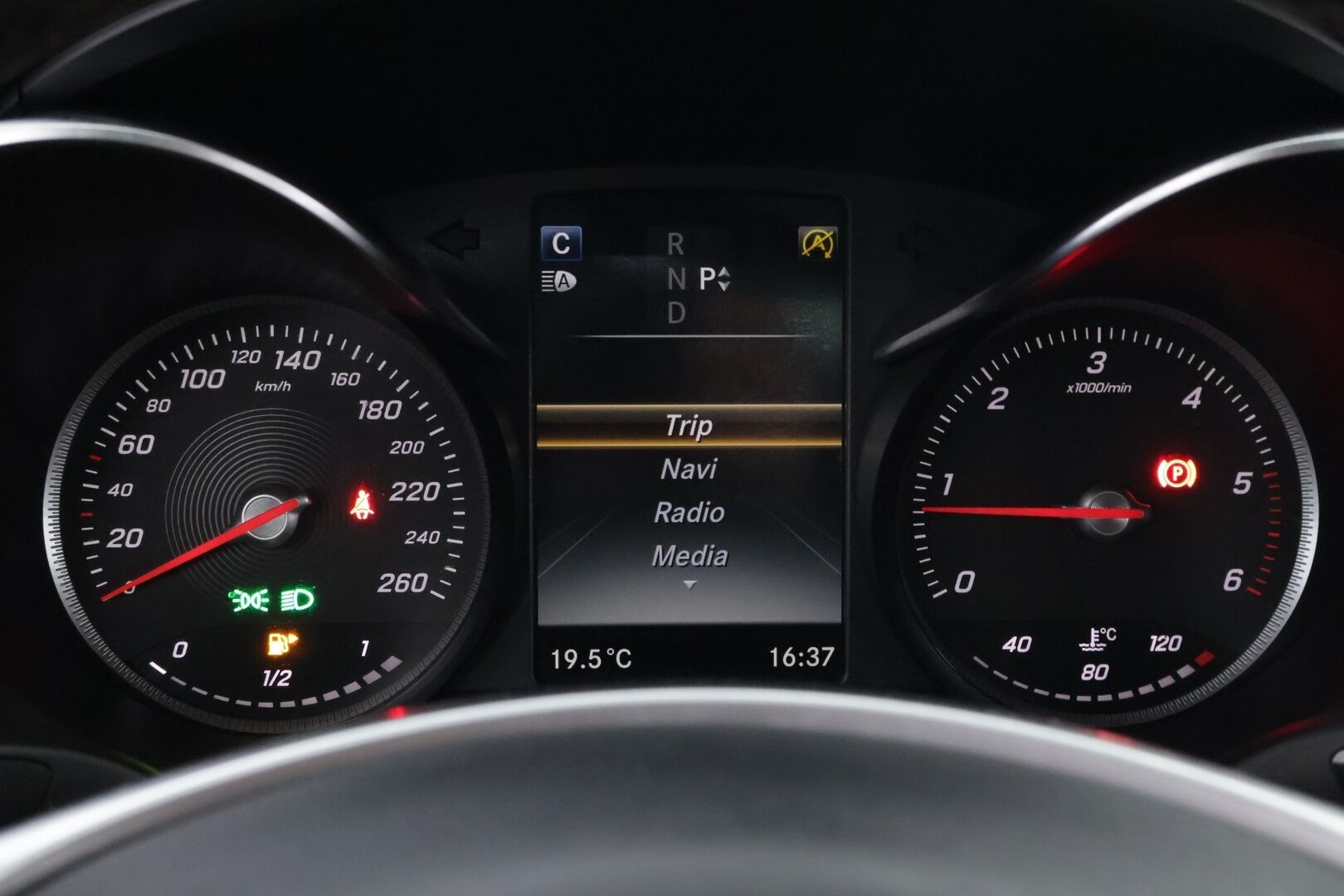 Mercedes-Benz C 2016 220 d 4Matic T A Premium Business AMG * Koukku / Burmester / Panoraama / 360-Kamera / Sporttinahat / Lohkolämmitin / - Supervarusteet / Vakkari / ILS LED / Juuri tullut Tampereelle! - HULLUT AVAJAISHULINAT KORKOTARJOUS 3,29 %