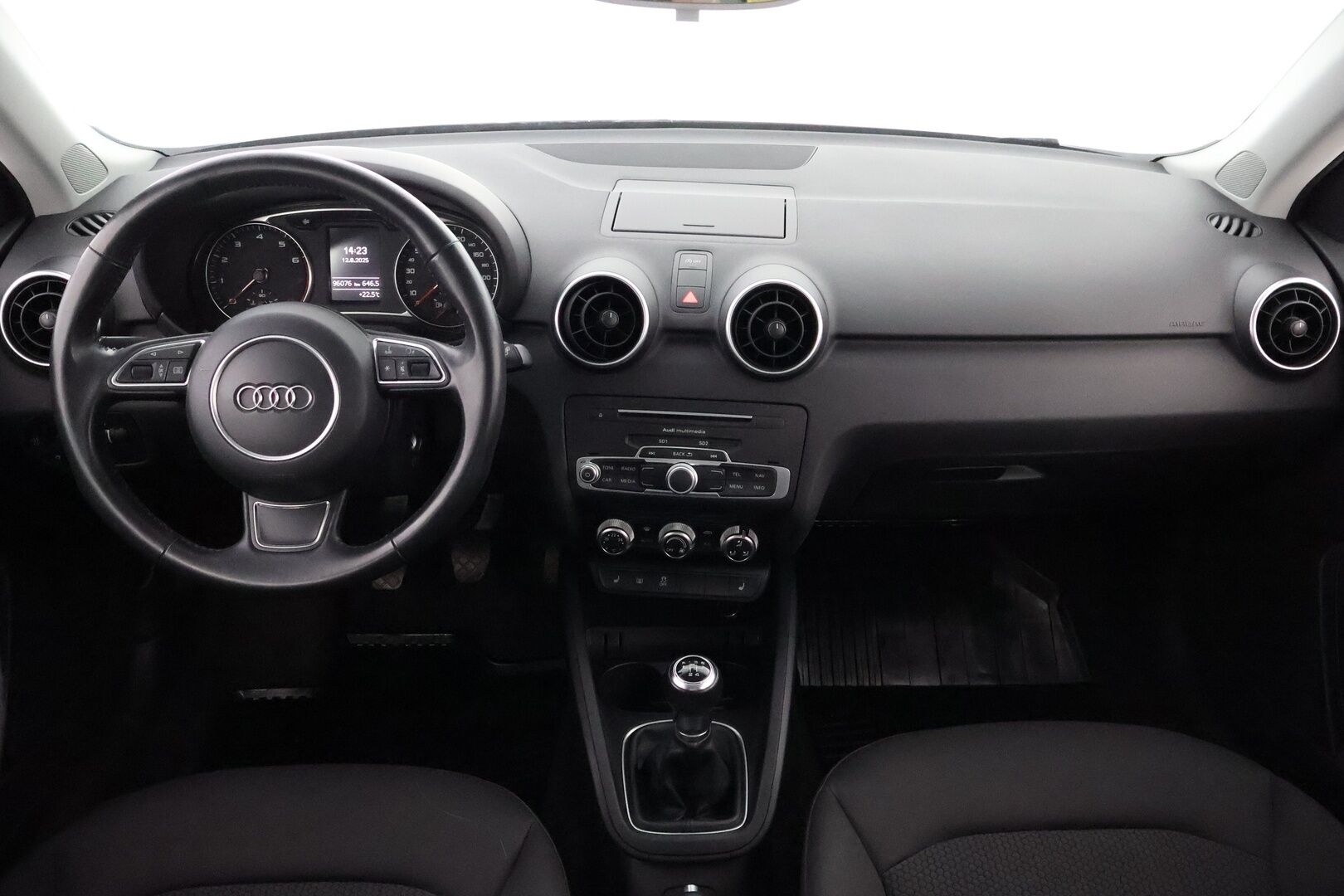 Audi A1 2016 Sportback Comfort 1,0 TFSI 70 kW ultra - Facelift / Xenon / Lohko & Sisäpistoke / Jakopää tehty / Juuri tullut Tampereelle!