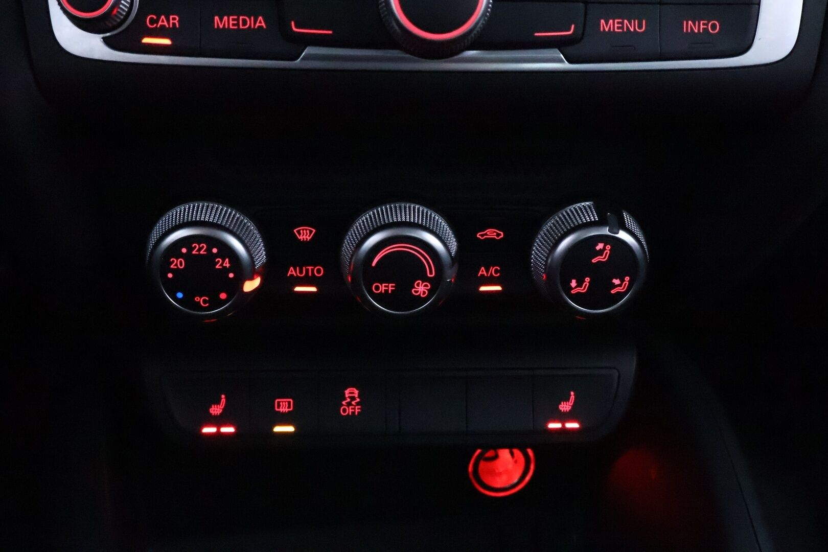 Audi A1 2016 Sportback Comfort 1,0 TFSI 70 kW ultra - Facelift / Xenon / Lohko & Sisäpistoke / Jakopää tehty / Juuri tullut Tampereelle!