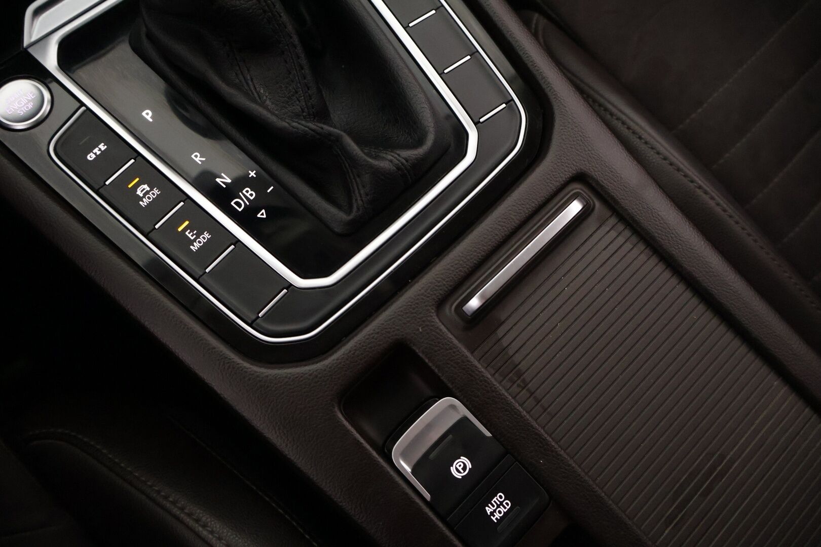Volkswagen Passat 2016 9.9 kWh, Sedan GTE Plug-In Hybrid - Kamera | Tutkat | Taittuva koukku | ACC