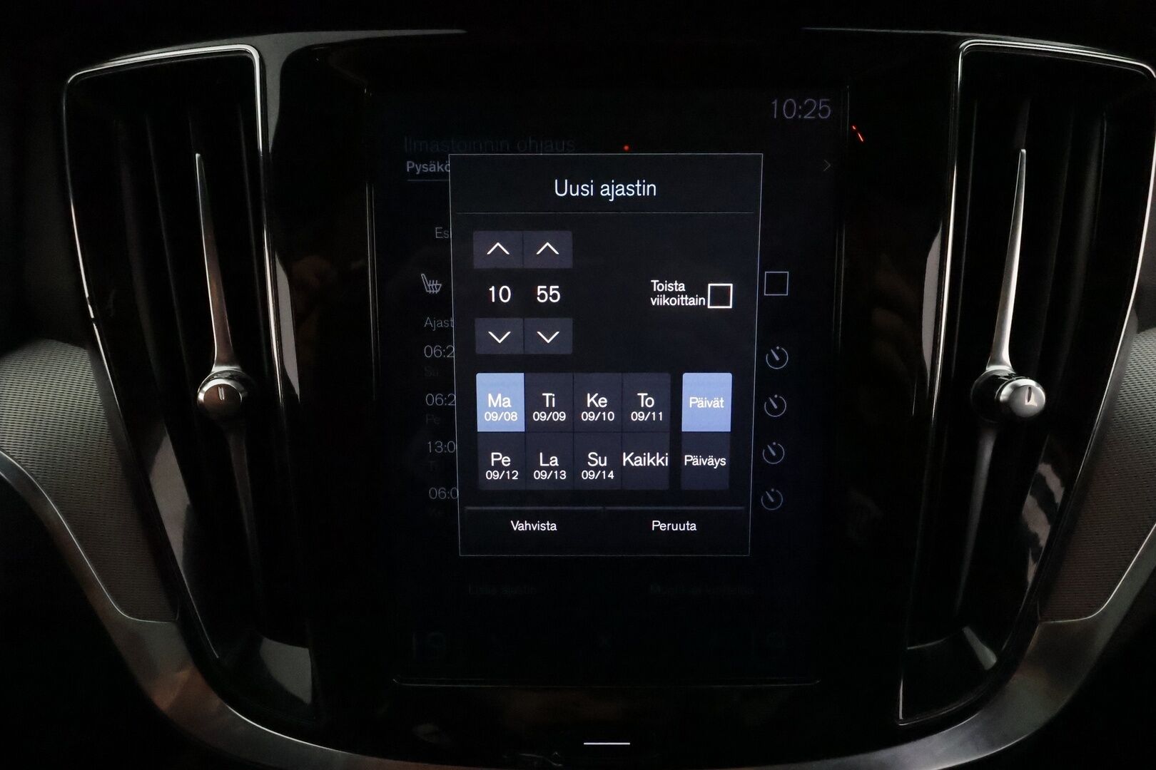 Volvo V60 2019 T8 AWD R-Design aut **Sporttinahat / Panorama / Webasto / Koukku / ACC / Full-LED / P.Kamera / Navi / Kaistavahti** - 2x Latauskaapelit / Kahdet Renkaat