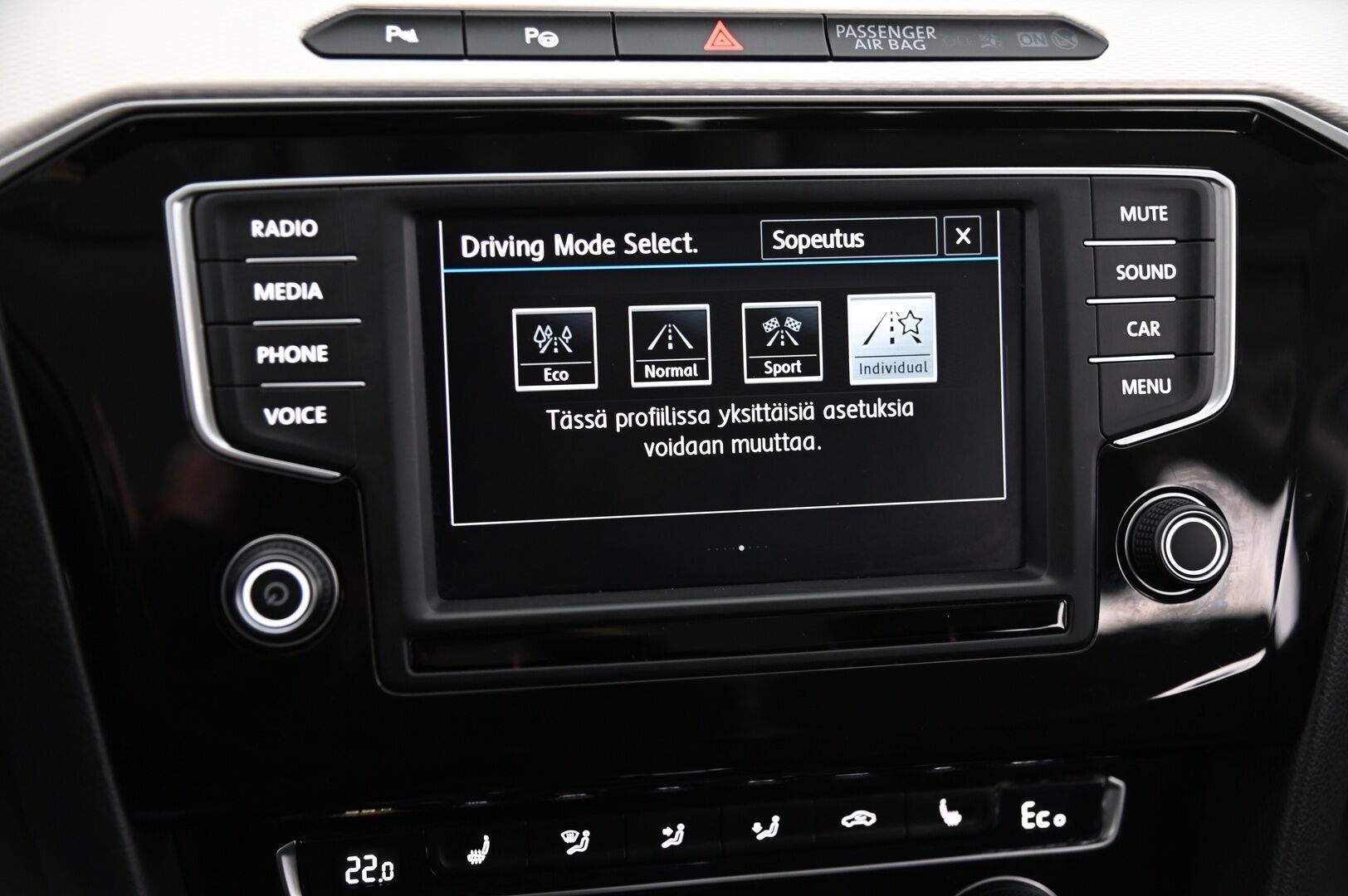 Volkswagen Passat 2017 Variant GTE Plug-In Hybrid 160 kW (218 hv) DSG-automaatti *Webasto / ACC / Peruutuskamera* - *Leimaa 28.10.2026 / Vetokoukku / PA-Lämmitin*