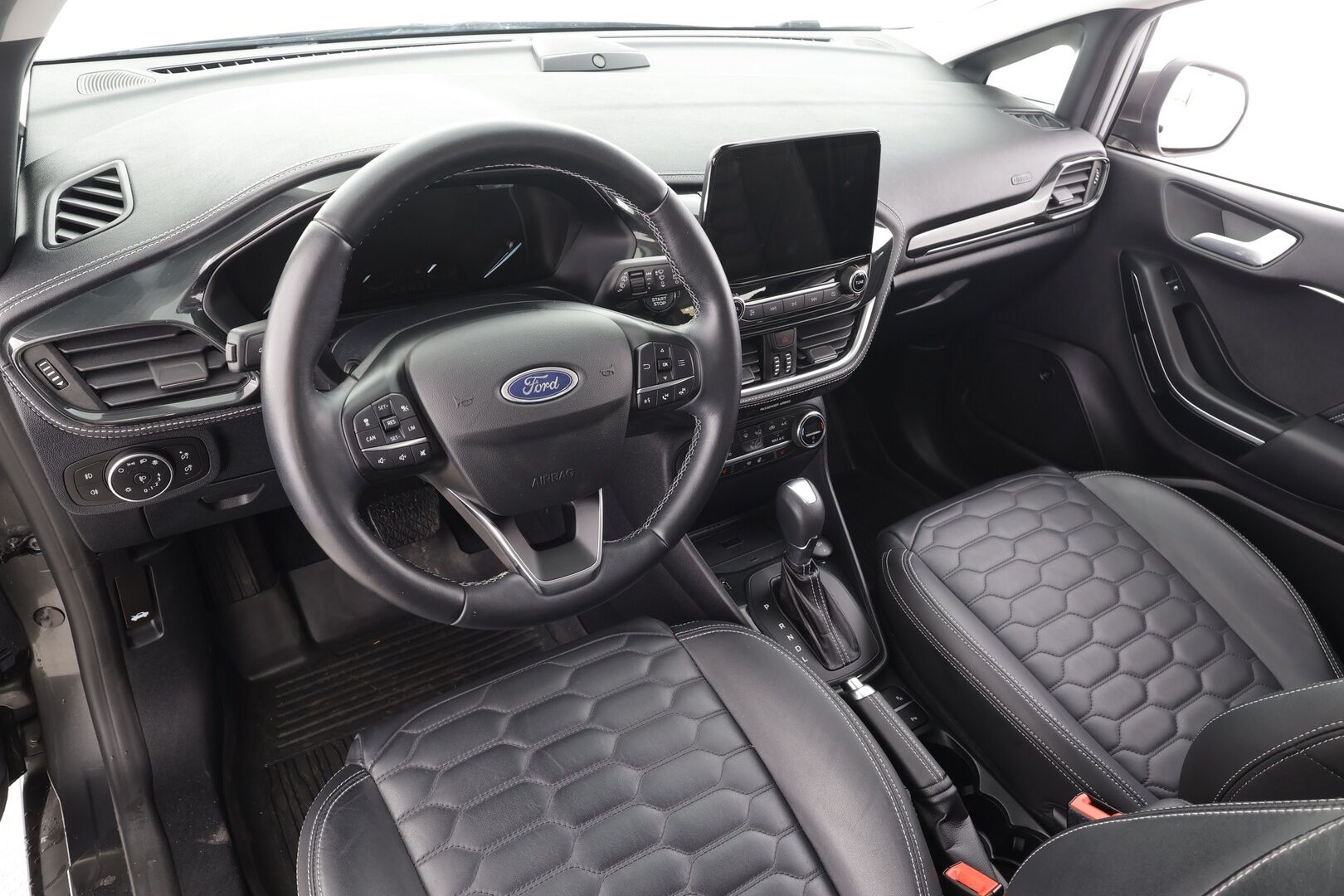 Ford Fiesta 2020 1,0 EcoBoost 125hv A7 Vignale 5-ovinen - | ACC | B&O | Nahkasisusta | LED | BLIS | Keyless | P.kamera | Kaistavahti | CTA | Apple & Android | Lohko+sisälämmitin | Merkkihuollot |