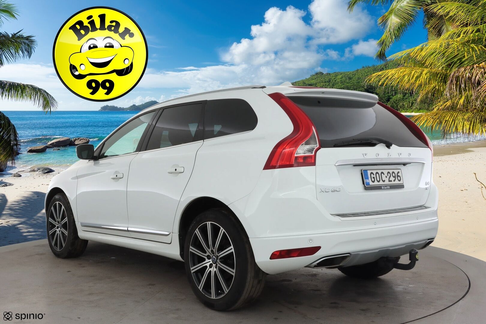 Volvo XC60 2016 D4 AWD Summum aut * ACC / Webasto / Panorama / Koukku / Aktiiv.Xenon / Muistipenkki / BLIS / P.kamera / Keyless / Nahat * - Kahdet renkaat aluvanteilla / Huippuvarusteet