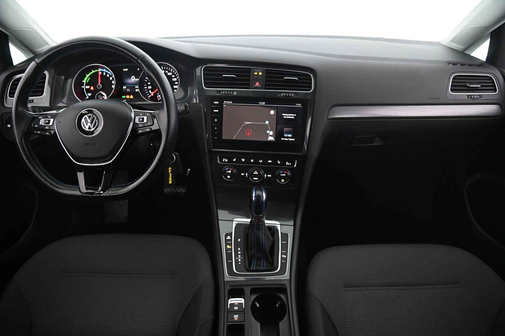 Volkswagen Golf 2017 e-Golf 100 kW (136 hv) aut. - *ILP / ACC / P-Kamera / Navi*