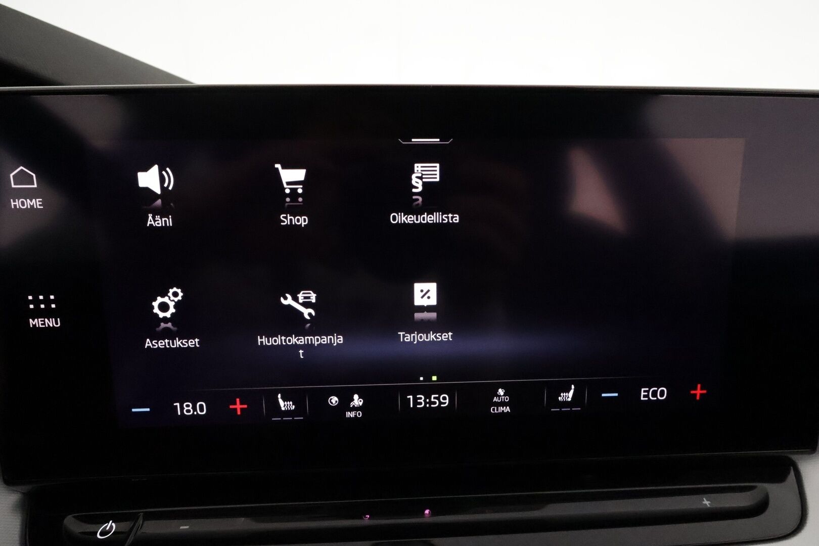 Skoda Octavia 2022 Combi 1.4 TSI PHEV Style iV DSG **Adapt.Vakkari / Matrix-LED / P.kamera / Navi / kaistavahti / KeylessGO** - 1-om Suomi-auto / Merkkihuollettu / 2x Latauskaapelit / Kahdet Renkaat