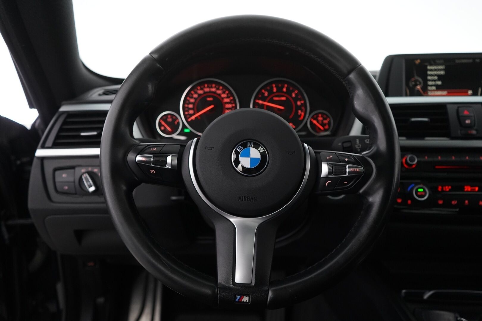 BMW 420 2016 F36 Gran Coupe 420i A xDrive Business M Sport * Vakkari / Lohko / Tutka / Sporttipenkki / Kattoluukku * - M-Sport / Shadowline / Viimeisin huolto 7 / 25 / Juuri katsastettu