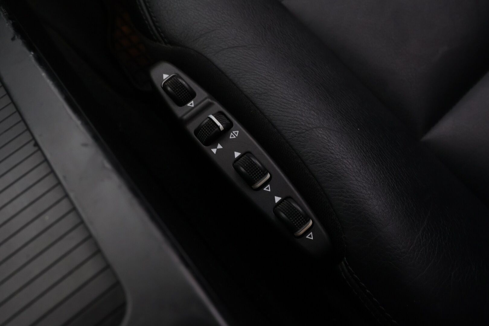 Mercedes-Benz C 2008 C 220 CDI Avantgarde Premium Business *- YritysOutlet - Myydään vain yrityksille -* - *Nahkasisusta / Isolla näytöllä / Ortopedi-istuimet / Vetokoukku*