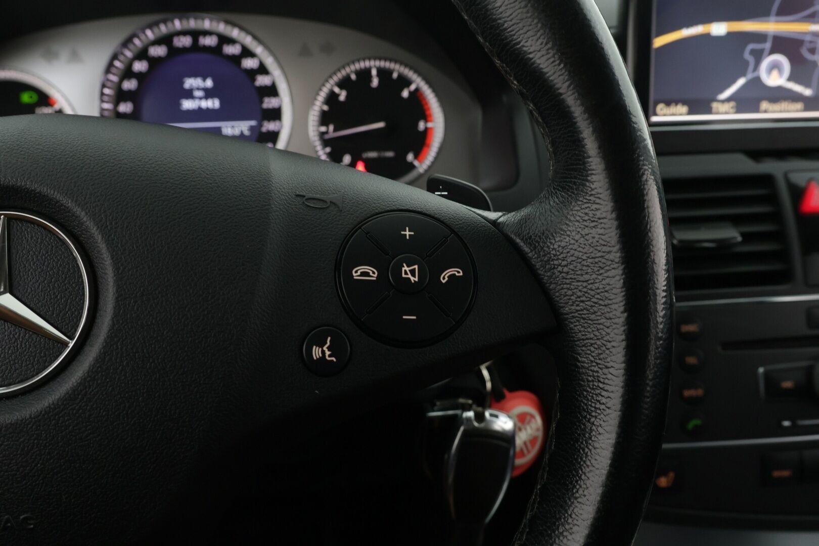 Mercedes-Benz C 2008 C 220 CDI Avantgarde Premium Business *- YritysOutlet - Myydään vain yrityksille -* - *Nahkasisusta / Isolla näytöllä / Ortopedi-istuimet / Vetokoukku*