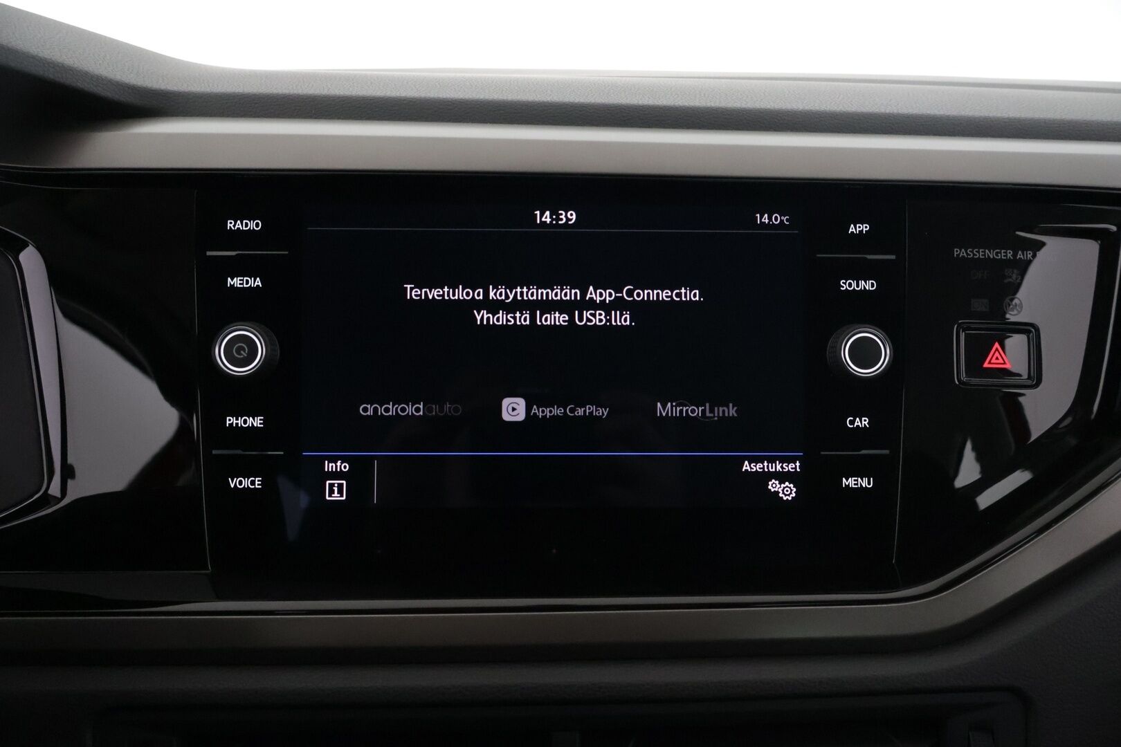 Volkswagen Polo 2020 Style 1,0 TSI 70 kW - *Suomi-auto / 2-omistaja / Acc / Tutkat / Carplay / 2x Renkaat*