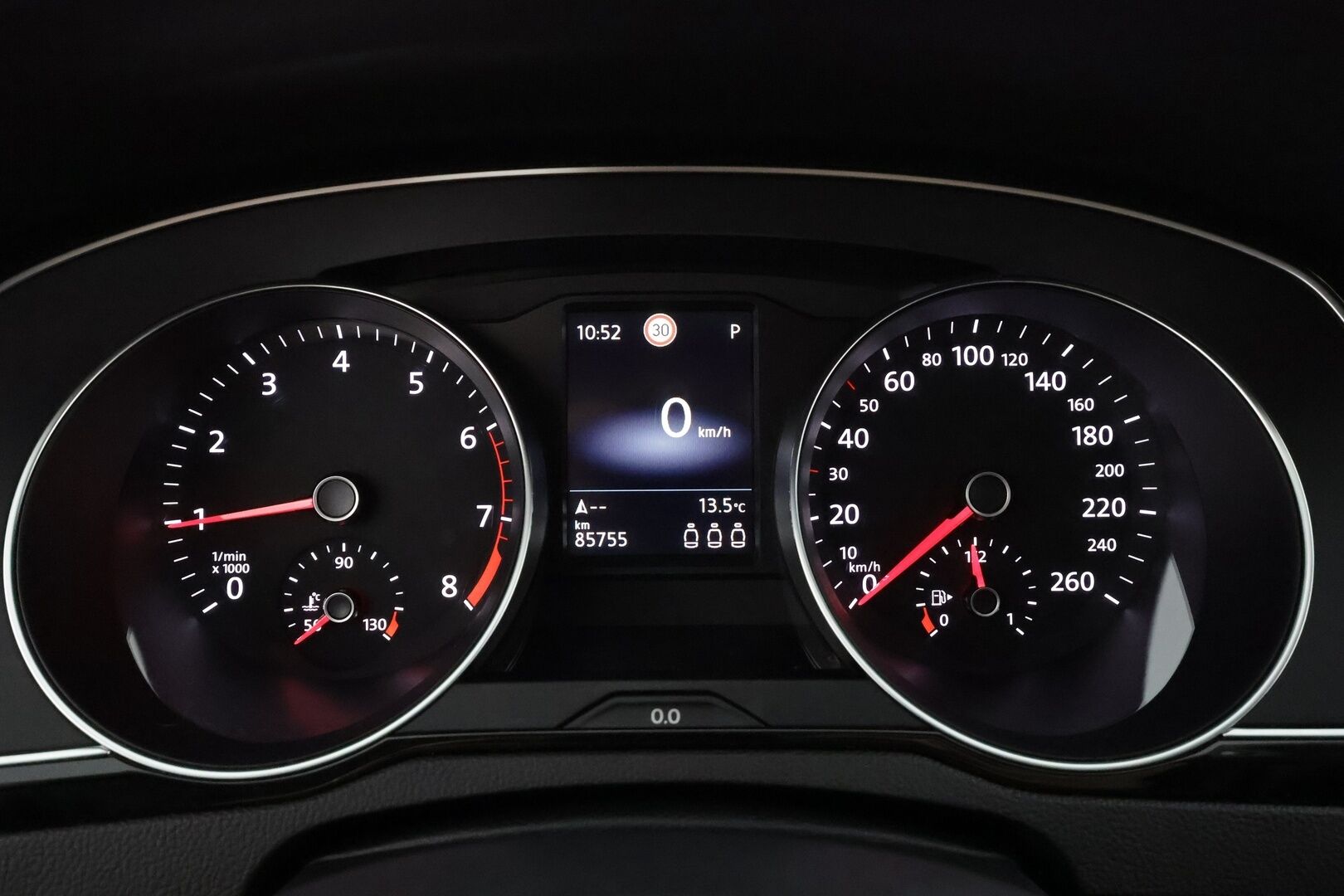 Volkswagen Passat 2020 Variant R-Line 1,5 TSI EVO 110 kW DSG * ACC / P.kamera / IQ.Light / Koukku / Webasto / Navi / Puolinahat * - Suomi-auto / Kahdet renkaat aluvanteilla - HULLU BLACKWEEK KORKOTARJOUS 2,49%