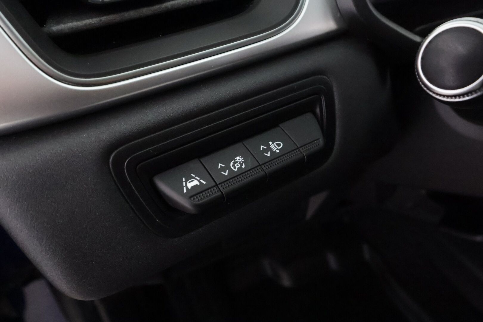 Renault Captur 2020 TCe 130 EDC7-aut Zen * LED / P.Kamera / Vakkari / Navi / Kaistavahti / Sisätilanlämmitin / Koukku * - 1.om Suomi-auto / Kahdet renkaat aluvanteilla / Merkkihuollot