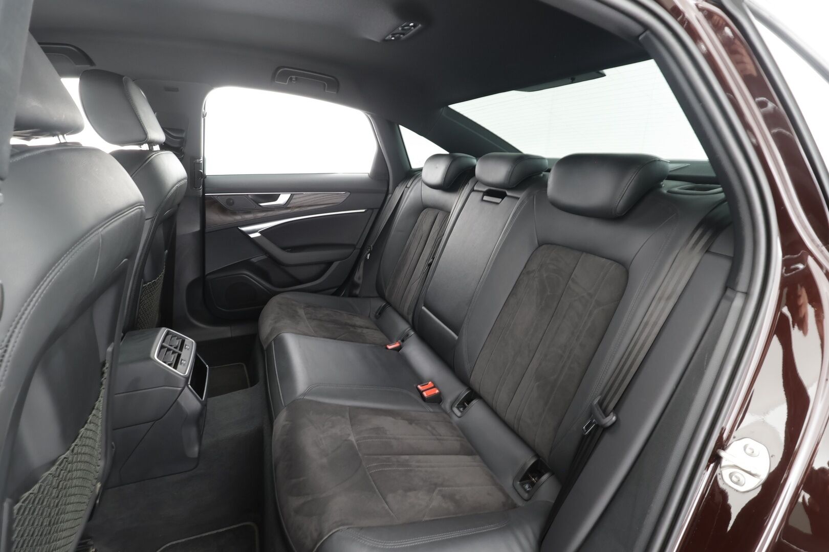 Audi A6 2020 Sedan Business Sport 50 TFSI e quattro S tronic * ACC / Matrix / 360°-kamera / Sporttipenkit / Apple&Android / Vetokoukku * - Todella hieno yksilö / Kattavasti varusteltu / Upea sedan! - HULLUT AVAJAISHULINAT KORKOTARJOUS 3,29 %