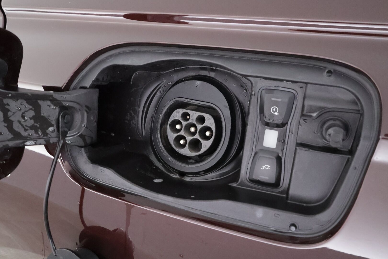 Audi A6 2020 Sedan Business Sport 50 TFSI e quattro S tronic * ACC / Matrix / 360°-kamera / Sporttipenkit / Apple&Android / Vetokoukku * - Todella hieno yksilö / Kattavasti varusteltu / Upea sedan! - HULLUT AVAJAISHULINAT KORKOTARJOUS 3,29 %