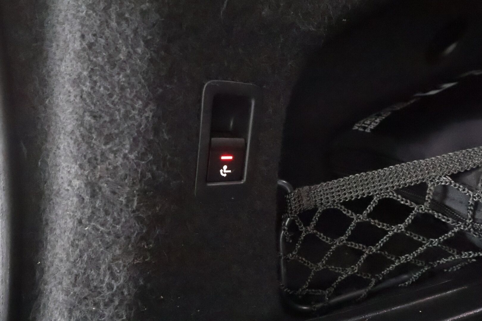 Audi A6 2020 Sedan Business Sport 50 TFSI e quattro S tronic * ACC / Matrix / 360°-kamera / Sporttipenkit / Apple&Android / Vetokoukku * - Todella hieno yksilö / Kattavasti varusteltu / Upea sedan! - HULLUT AVAJAISHULINAT KORKOTARJOUS 3,29 %