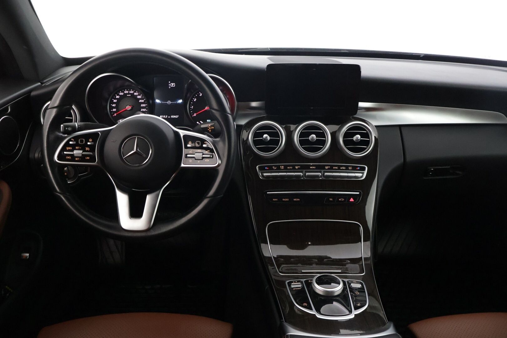 Mercedes-Benz C 2020 200 Coupé A - | Suomi-auto | P-Kamera | Ruskeat sporttinahat / LED High Performance | Koukku |