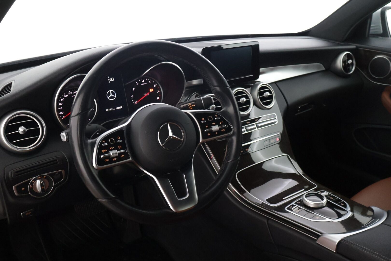 Mercedes-Benz C 2020 200 Coupé A - | Suomi-auto | P-Kamera | Ruskeat sporttinahat / LED High Performance | Koukku |