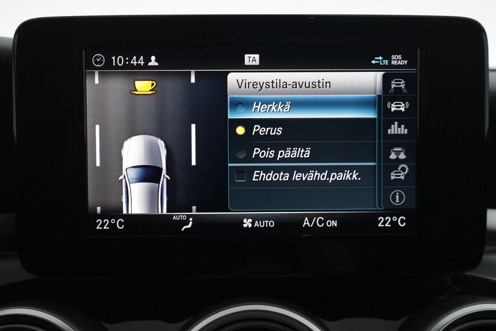 Mercedes-Benz C 2020 200 Coupé A - | Suomi-auto | P-Kamera | Ruskeat sporttinahat / LED High Performance | Koukku |