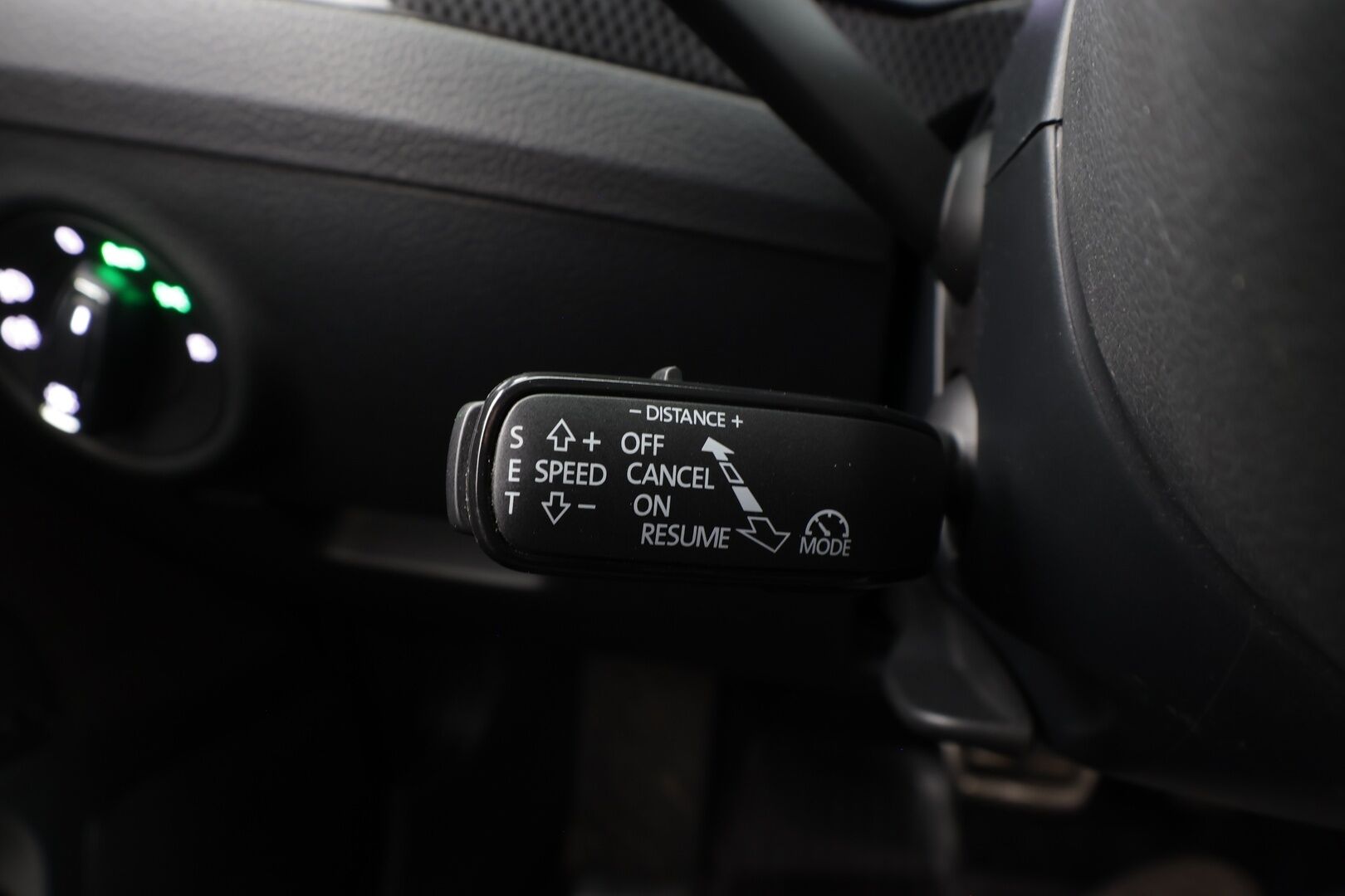 Skoda Superb 2018 2,0 TSI 4x4 SportLine DSG - ACC | Canton | Webasto | Koukku | Xenon | Muistipenkki | P.Kamera | Apple&Android  | 2x renkaat