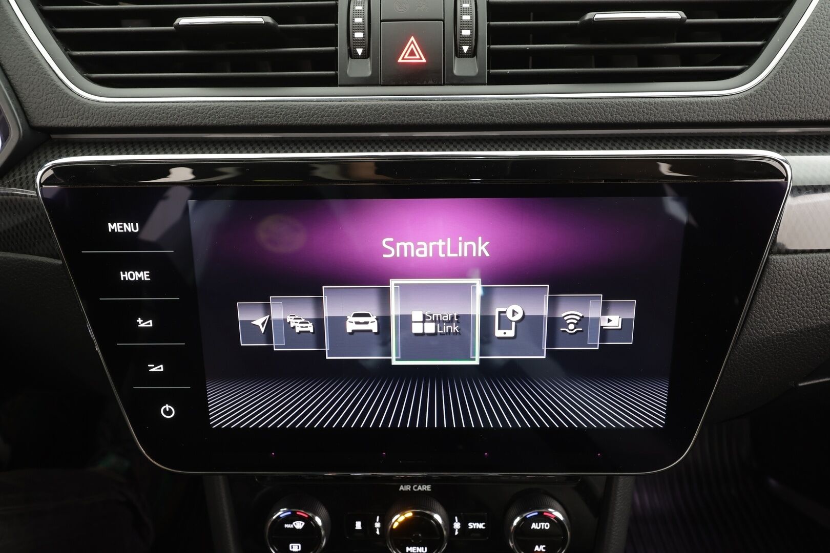 Skoda Superb 2018 2,0 TSI 4x4 SportLine DSG - ACC | Canton | Webasto | Koukku | Xenon | Muistipenkki | P.Kamera | Apple&Android  | 2x renkaat